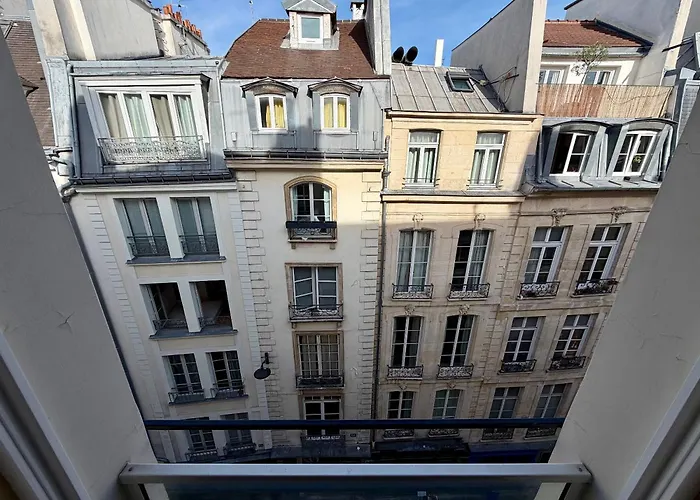 Hotel 85 Saint Honore Париж